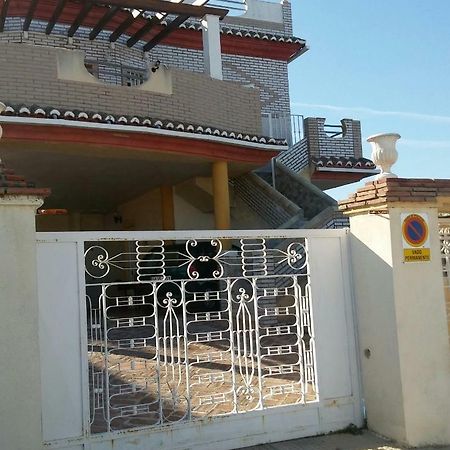 Chalet Los Jarrones Torre Del Mar Eksteriør billede